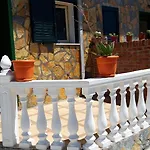 Apartman Fredi *